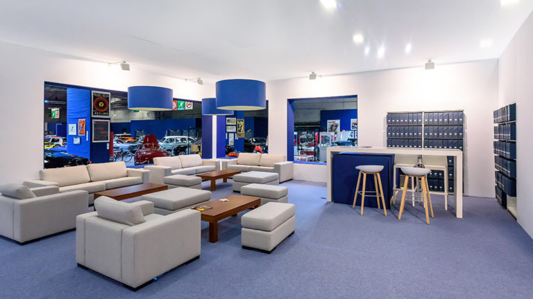 Stand VIP Artcurial : réalisation de décoration événementielle ...