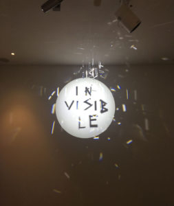 Cristaux invisibles et illuminés au salon maison & objet